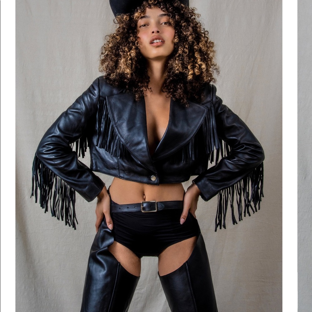 MARLBORO CROPPED BLAZER